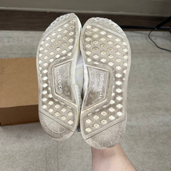 Vintage Y2K Adidas NMD R1 Low Top Shoes Mens 10 Triple White Primeknit Japan - Picture 7 of 8